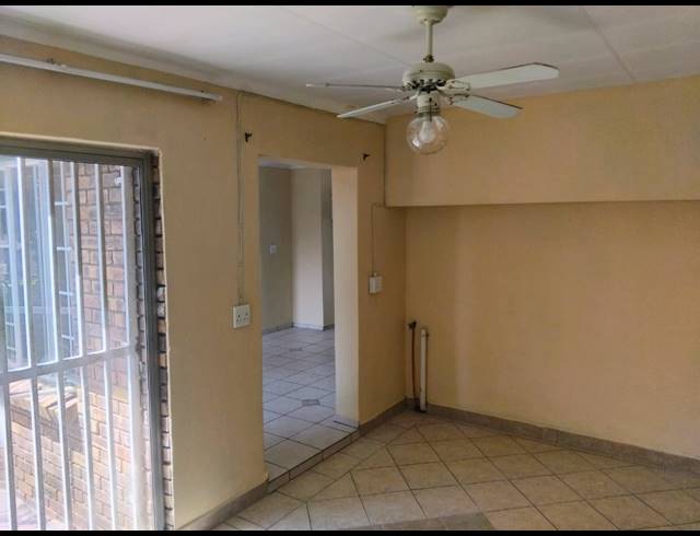 3 BEDROOM SIMPLEX FOR SALE IN BIRCHLEIGH